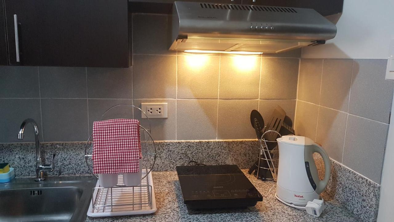 Studio Fully Furnished Manila Exterior photo